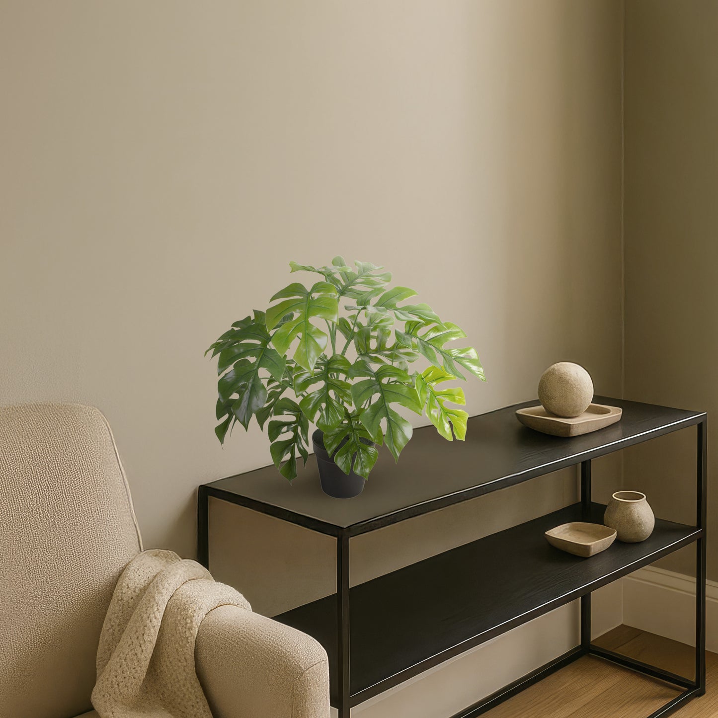 Urbanstyle Faux Real Rhaphidophora Plant – Natural Style, Zero Effort