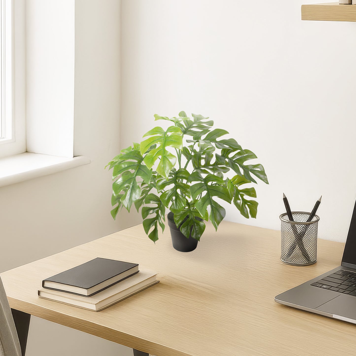 Urbanstyle Faux Real Rhaphidophora Plant – Natural Style, Zero Effort