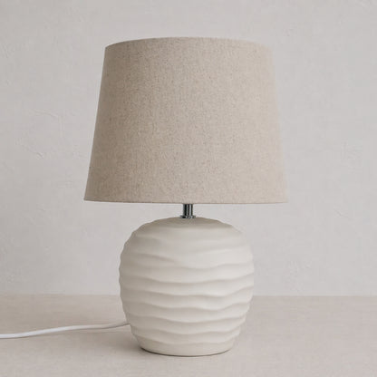 Urban Style Calaeno Ceramic Table Lamp – Cream